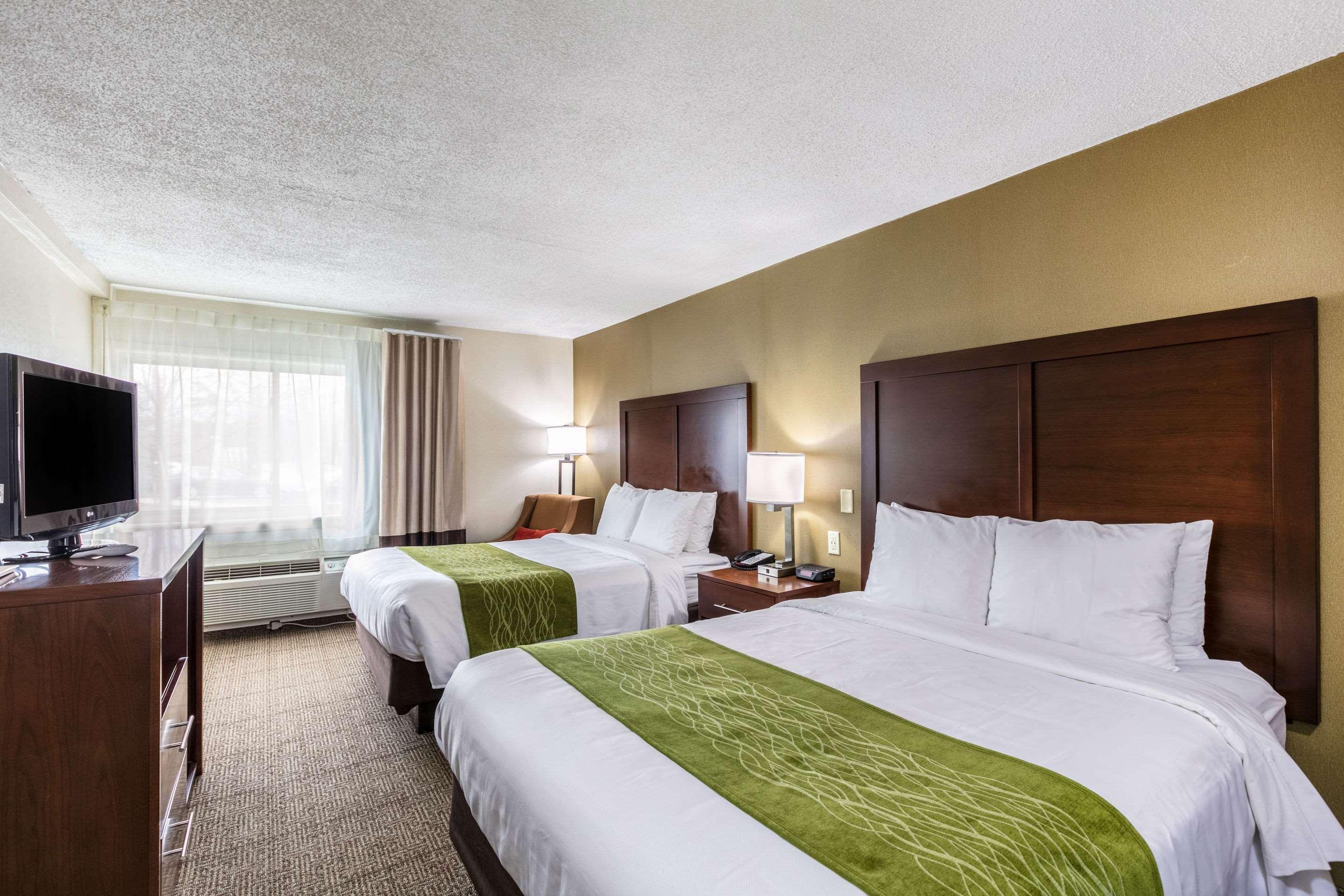 Comfort Inn Medford-Long Island Exterior photo