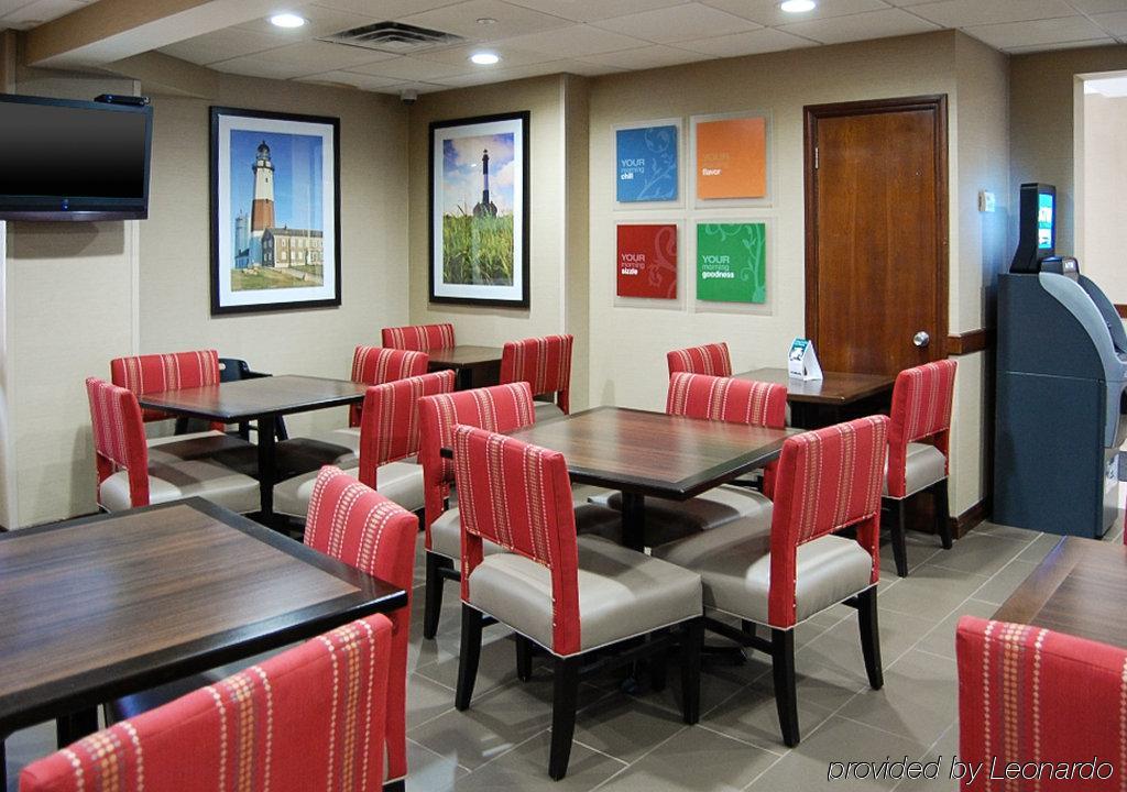 Comfort Inn Medford-Long Island Exterior photo