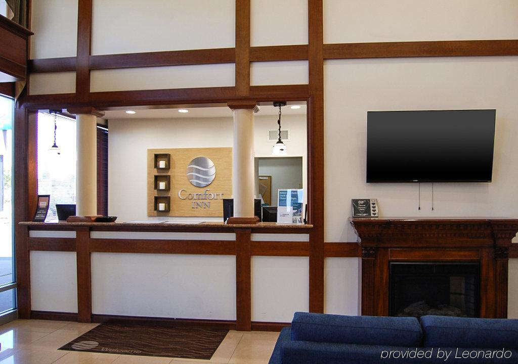 Comfort Inn Medford-Long Island Exterior photo