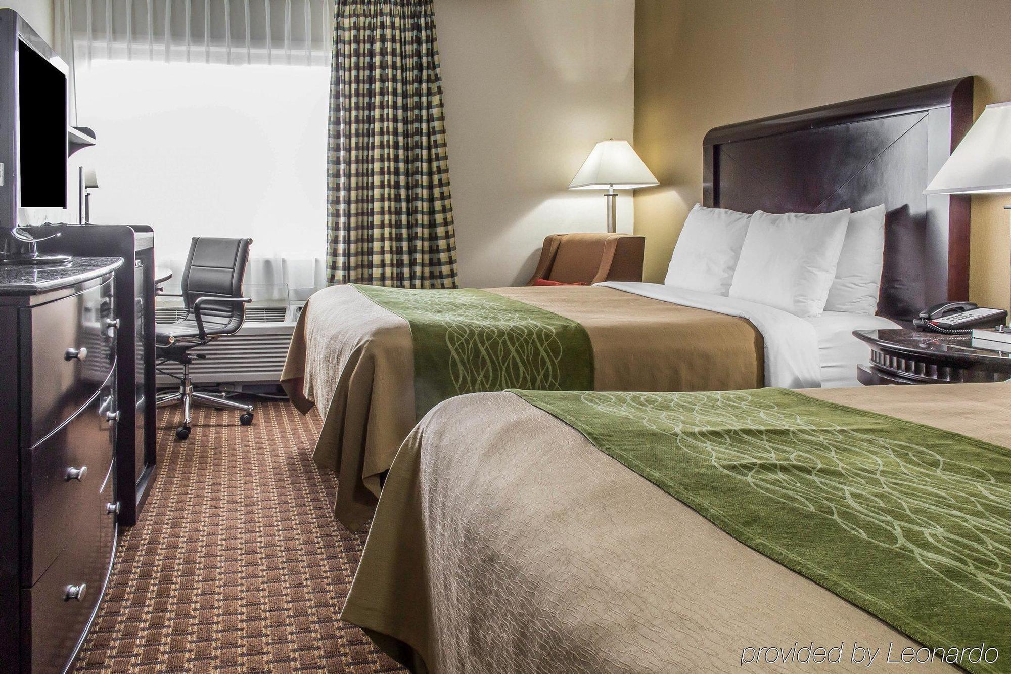 Comfort Inn Medford-Long Island Exterior photo